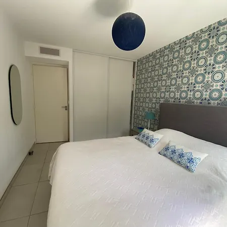 Spacieux Avec Jardin Dans De Grand Standing Avec Piscine *